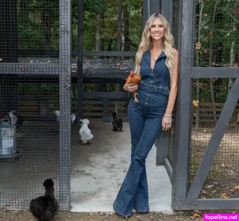 Christina Hall OnlyFans Thumbnail #2i0svYOz4O