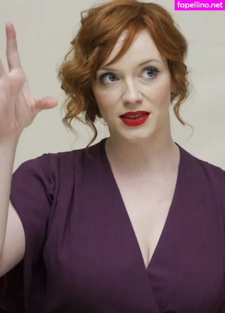 Christina Hendricks OnlyFans Thumbnail #2CpC2MXEUK
