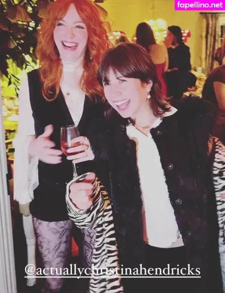 Christina Hendricks OnlyFans Thumbnail #2cc6Qo1sxy