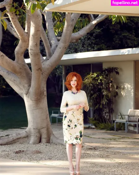 Christina Hendricks OnlyFans Thumbnail #5PXwb7LqLw