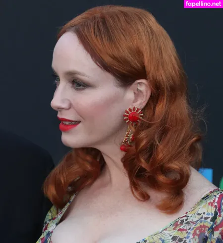 Christina Hendricks OnlyFans Thumbnail #6rGuSgKpZ2
