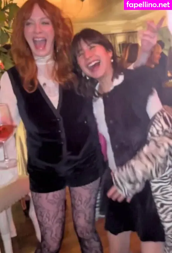 Christina Hendricks, actuallychristinahendricks Nude Leaked OnlyFans Photo #9Xyd0fwa39