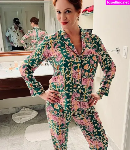 Christina Hendricks OnlyFans Thumbnail #ERKcaoLkpN