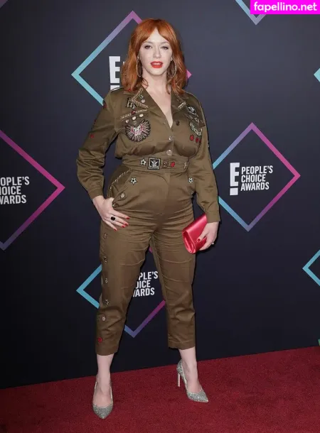 Christina Hendricks OnlyFans Thumbnail #GEM1kAIjuu