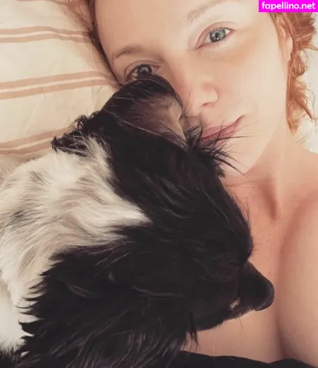 Christina Hendricks OnlyFans Thumbnail #GSUl0gMNCX