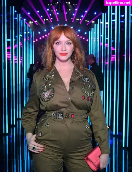 Christina Hendricks OnlyFans Thumbnail #OvcPnWpCNa