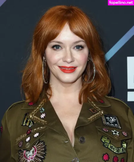 Christina Hendricks OnlyFans Thumbnail #XMh2liPeTK