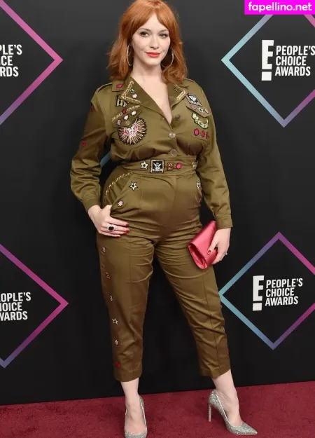 Christina Hendricks OnlyFans Thumbnail #aY3yJZowqR