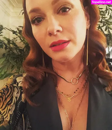 Christina Hendricks OnlyFans Thumbnail #hBuoSoukxW