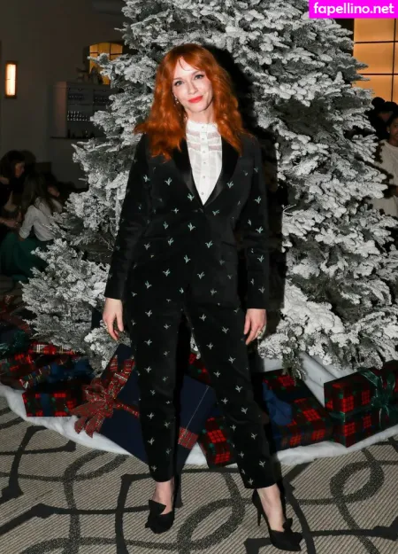 Christina Hendricks OnlyFans Thumbnail #kNIfnuGfYf