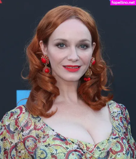 Christina Hendricks OnlyFans Thumbnail #oK3NvthHw7