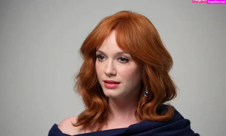 Christina Hendricks OnlyFans Thumbnail #qBqeGPn3Da