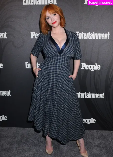 Christina Hendricks OnlyFans Thumbnail #ryNqWOi1tu