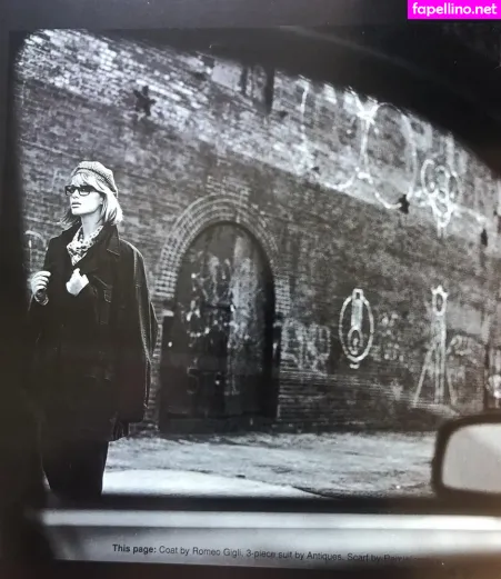 Christina Hendricks OnlyFans Thumbnail #xlDpglaLro