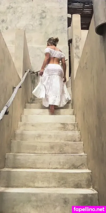 Christina Kelly 7 OnlyFans Thumbnail #1mkpyaYj03
