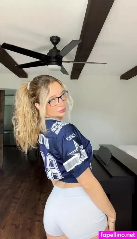 Christina Kelly 7 OnlyFans Thumbnail #HU5LJS2NoY