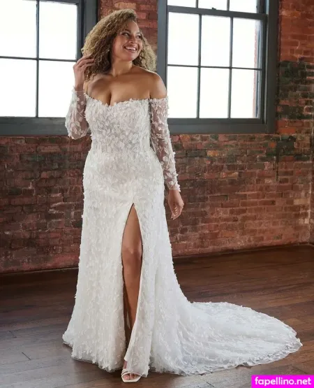 Christina Love OnlyFans Thumbnail #W36VO7emK5