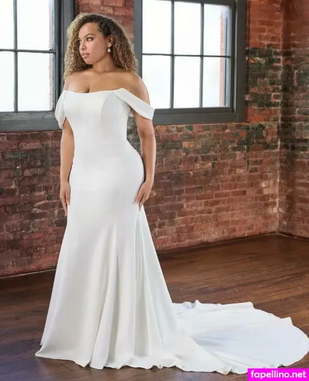 Christina Love OnlyFans Thumbnail #uBPnuqwHfp