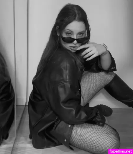 Christina Markus OnlyFans Thumbnail #i4gWefQmRr