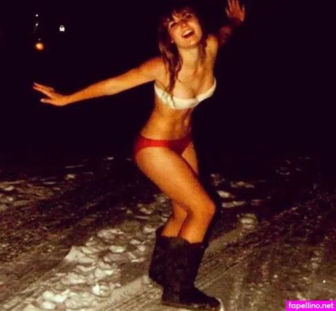 Christina Robinson OnlyFans Thumbnail #ICvMJT4irM