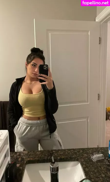 Christina Roki OnlyFans Thumbnail #m27FxMG2LA