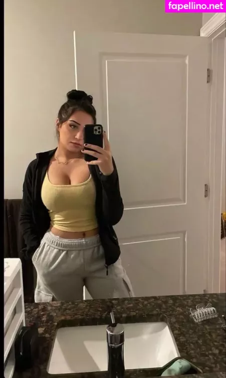 Christina Roki OnlyFans Thumbnail #nymv77Xzs7