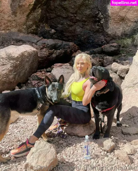 Christina Savoy OnlyFans Thumbnail #L6TmvLYeae