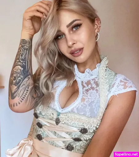 Christina Sigl OnlyFans Thumbnail #8KOnNFf0VZ