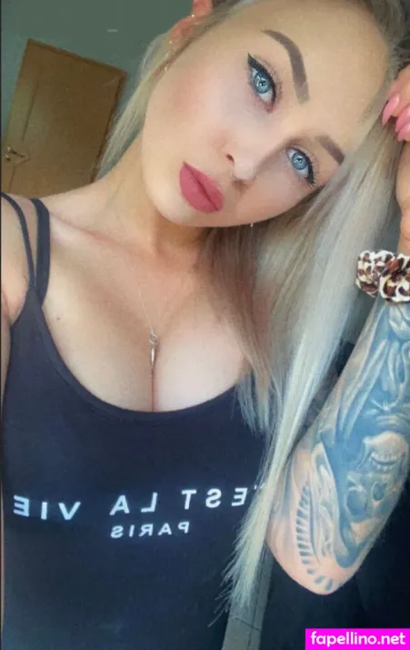 Christina Sigl OnlyFans Thumbnail #v96sflEbow