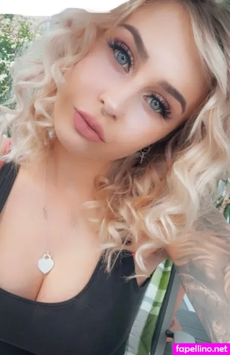 Christina Sigl OnlyFans Thumbnail #wbgzJvoYON