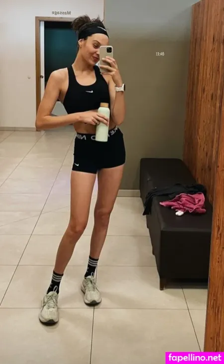 Christina Suenderhauf OnlyFans Thumbnail #7Q86mJpB29
