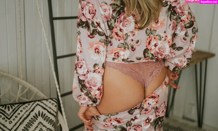 Christinaaahaha OnlyFans Thumbnail #BLUWtGZMUC