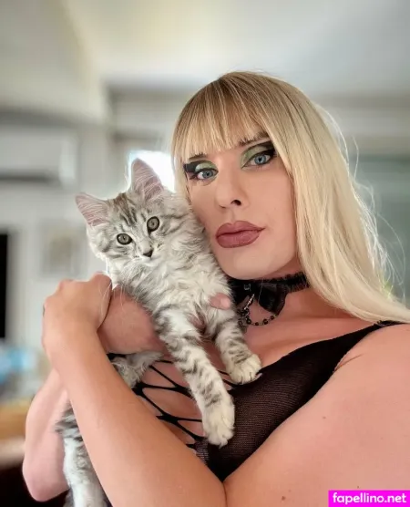 Christinaforlove OnlyFans Thumbnail #kSrGukjI4B