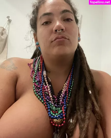 Christinagonzalez OnlyFans Thumbnail #VXSiOuWDvy