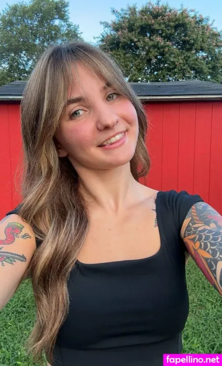 Christinalinn 11 OnlyFans Thumbnail #4JHnalwoXa