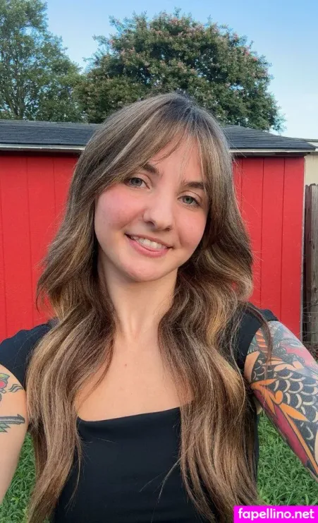 Christinalinn 11 OnlyFans Thumbnail #lQBlgE1iLg