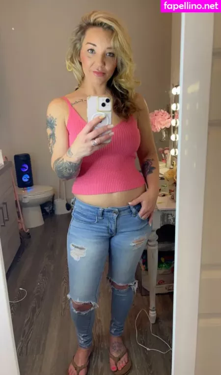 Christinamodelfree OnlyFans Thumbnail #KloGvLv95G
