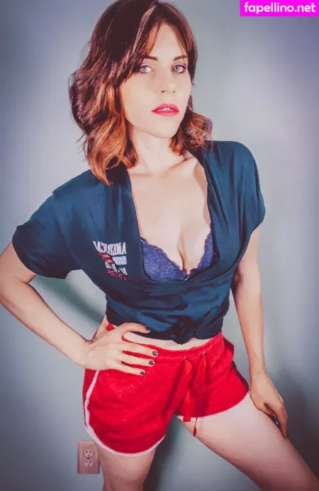 Christinanewtonyc OnlyFans Thumbnail #ZthBEKCpK3