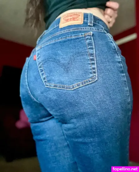 Christinasapphire 7 OnlyFans Thumbnail #Ej2uea7TV1
