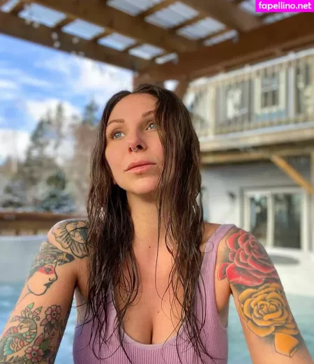 Christine Cote OnlyFans Thumbnail #9pTI3ntlf6