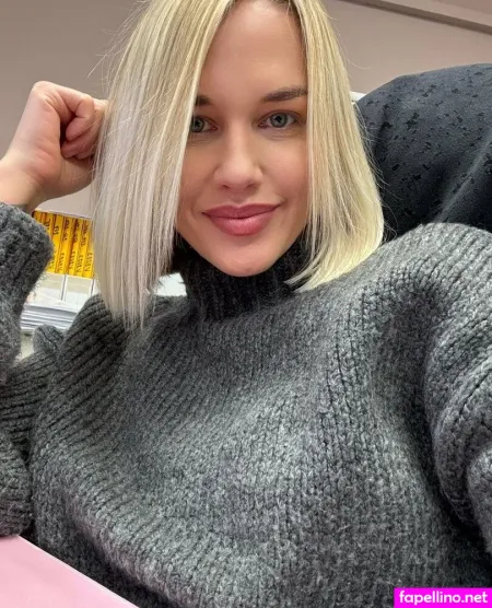 Christine De OnlyFans Thumbnail #IAu92BzXVy