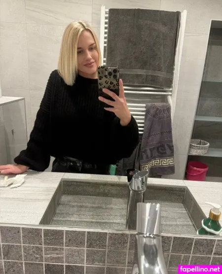 Christine De OnlyFans Thumbnail #QLDQYBgJfw