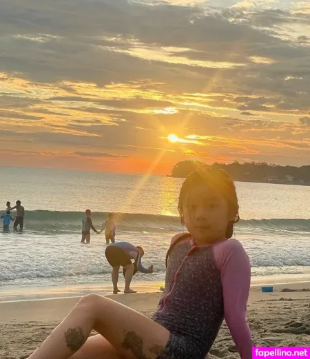 Christine Grace Co OnlyFans Thumbnail #0UP8JFYjyN