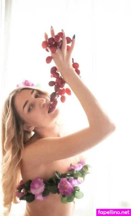 Christine Live Free Main Profile Photo