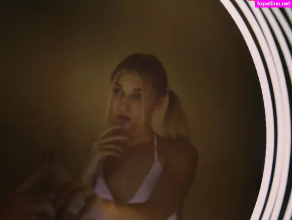 Christine Live OnlyFans Thumbnail #QIJwXmUCO5