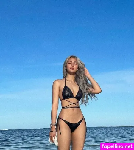 Christine Samson OnlyFans Thumbnail #ejWJnDxpmr