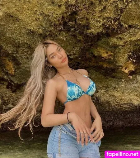 Christine Samson OnlyFans Thumbnail #hMOjgZTbUO