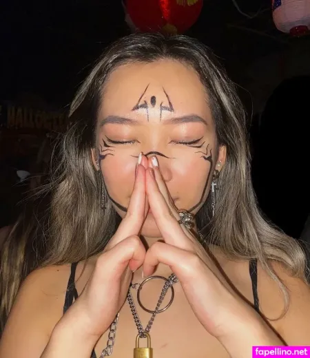 Christine Ye OnlyFans Thumbnail #wgVbX5il47