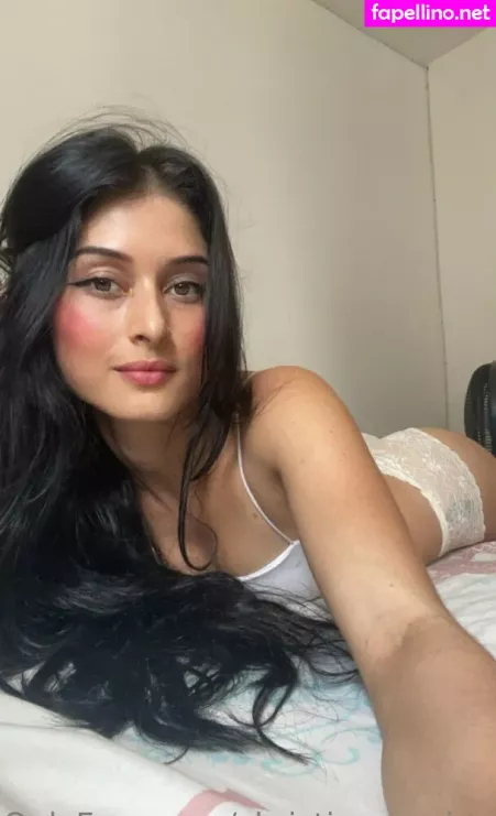 Christinecaprice OnlyFans Thumbnail #5eyDjOQYfn