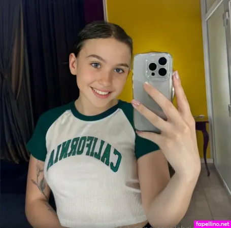 Christinefree OnlyFans Thumbnail #LKQhkUssJc